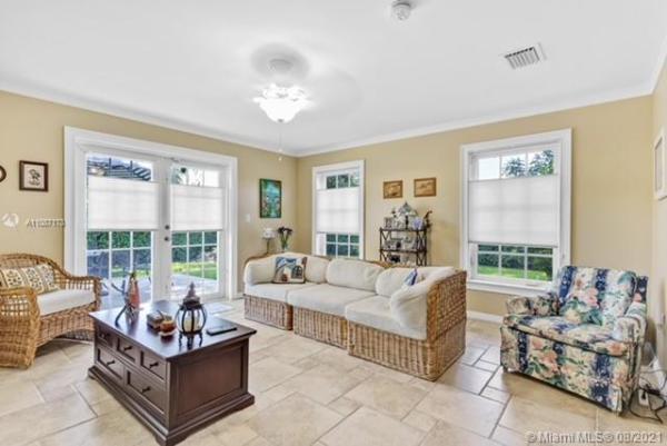 Heftler Homes Sunset Park, 9750 SW 77th St, Sunset, Florida 33173, image 2