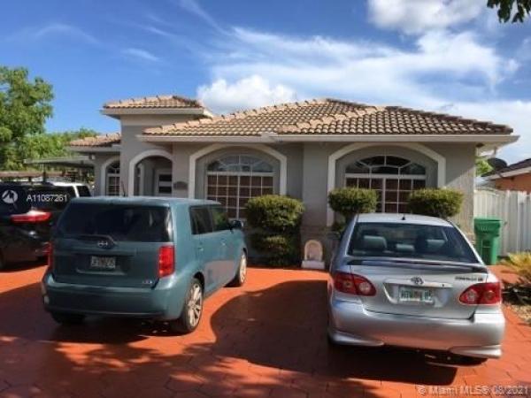 North Palm Estates, 7726 NW 200th St, Hialeah, Florida 33015, image 2