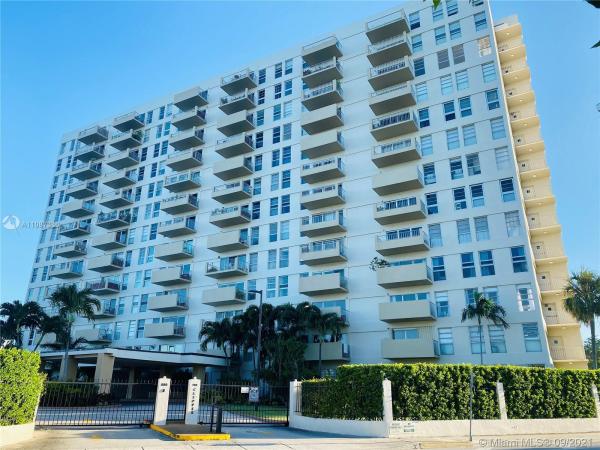 Clipper On The Bay, 880 NE 69th St #11M, Miami, Florida 33138, image 2