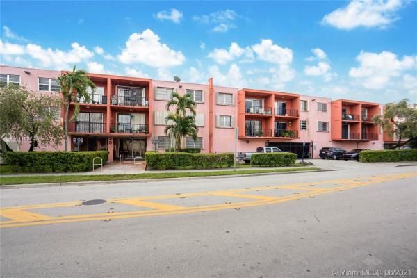 El Jardin De Hialeah, 30 E 39th St #304, Hialeah, Florida 33013, image 1
