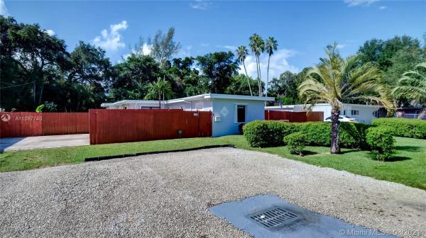 Arch Creek Estates, 1560 NE 145th St, Golden Glades, Florida 33161, image 2