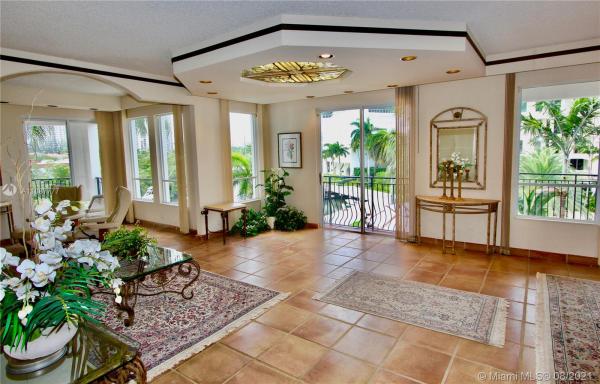 Mediterranean Village, 3500 Island Blvd #D304, Aventura, Florida 33160, image 2