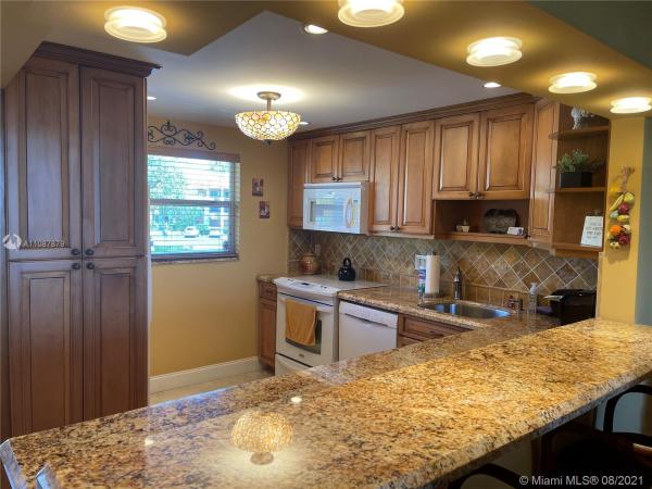 Royal Park Gardens 2, 6670 Royal Palm Blvd #210K, Margate, Florida 33063, image 1