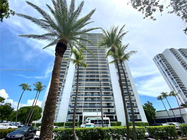 Eldorado Towers, 3625 N Country Club Dr #210, Aventura, Florida 33180, image 2