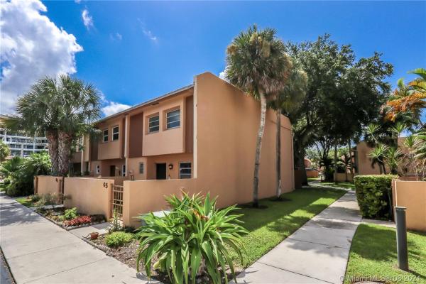 Lakes Village, 14121 SW 66th St #G5, Kendale Lakes, Florida 33183, image 2