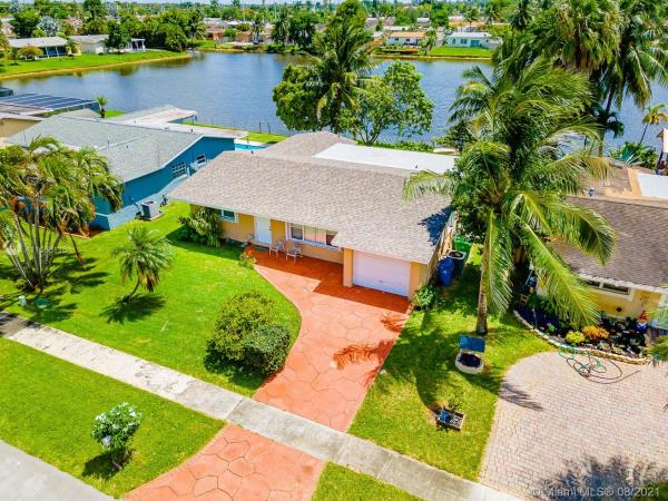 Twin Lakes, 11610 NW 32nd Mnr, Sunrise, Florida 33323, image 2
