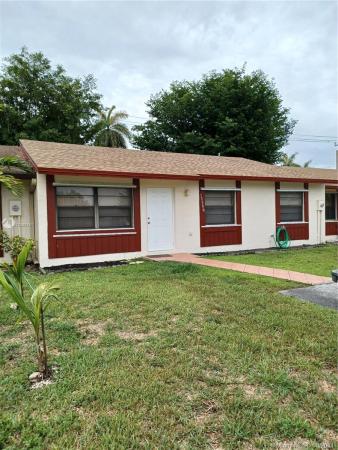 Westwind Lakes Townhouses, 15366 SW 71st Ln #15366, Kendall West, Florida 33193, image 1