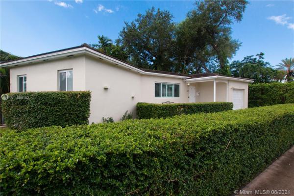 Flagler Street, 60 Campina Ct, Coral Gables, Florida 33134, image 2