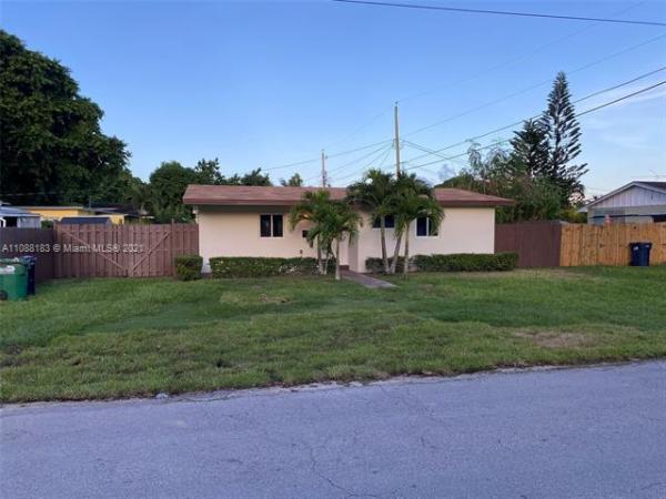 1495 NE 8th Ave, Unincorporated Dade County, Florida 33030, image 2
