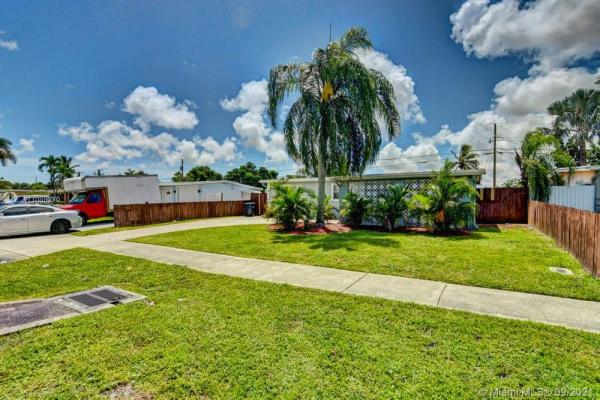 Forest Hill Village, 5684 Purdy Ln, West Palm Beach, Florida 33415, image 2