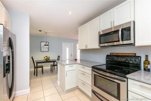 Gold Key Villas West, 8230 NW 23rd St, Sunrise, Florida 33322, image 1