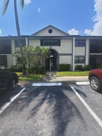 923 NE 199th St #204, Ives Estates, Florida 33179, image 1