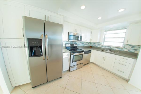 Golden Surf Towers, 137 Golden Isles Dr #412, Hallandale Beach, Florida 33009, image 1