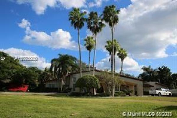 Ridgewood, 8900 SW 96th St, Kendall, Florida 33176, image 2