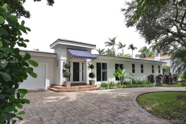 Coral Gables Country Club, 1541 Garcia Ave, Coral Gables, Florida 33146, image 2
