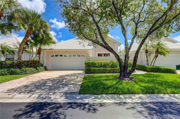 Barclay Club, 7 Brighton Ct, Palm Beach Gardens, Florida 33418, image 2