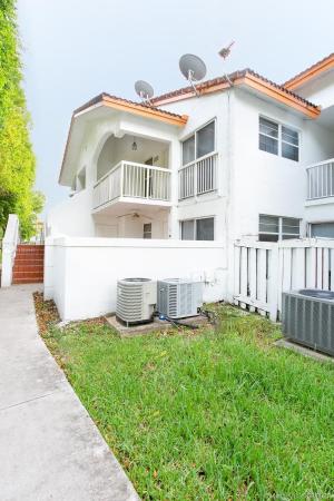 Point Lake, 7611 SW 153rd Ct #207, Kendall West, Florida 33193, image 2