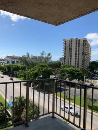 3 Horizons South, 1465 NE 123rd St #608, North Miami, Florida 33161, image 1