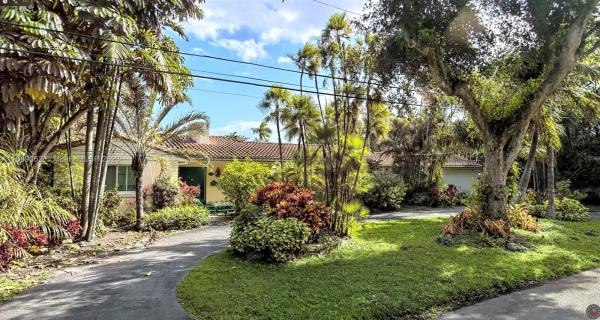 Riviera, 754 SE Jeronimo Dr, Coral Gables, Florida 33146, image 1