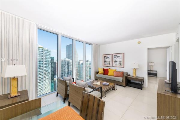 Icon Brickell Tower 3, 485 Brickell Ave #4704, Miami, Florida 33131, image 2