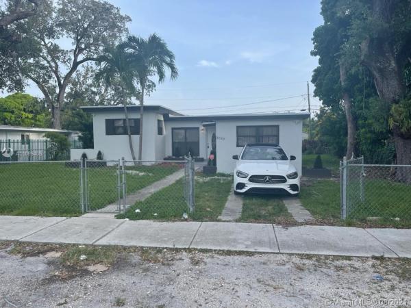 Pine Tree Park, 3020 NW 164th Ter, Miami Gardens, Florida 33054, image 2