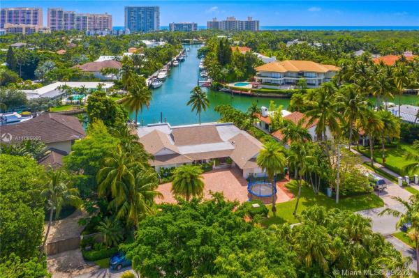Cape Florida, 1045 Mariner Dr, Key Biscayne, Florida 33149, image 2