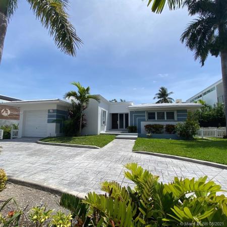 Bay Harbor Islands Residential, 9501 E Broadview Dr, Bay Harbor Islands, Florida 33154, image 2