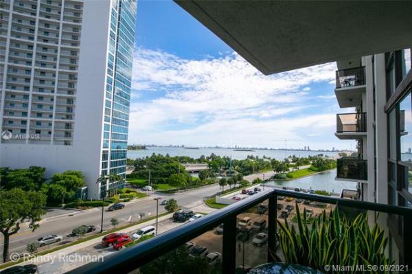 Charter Club, 600 NE 36th St #705, Miami, Florida 33137, image 2