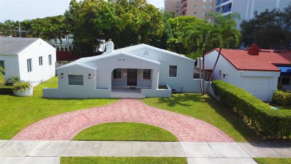 East Shenandoah, 329 SW 32nd Rd, Miami, Florida 33129, image 2