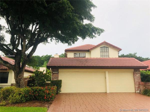 Town Place Club Villas, 21789 Town Place Dr, Boca Raton, Florida 33433, image 2