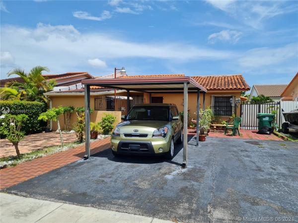 Twin Homes Estates, 1057 SW 119th Ct, Tamiami, Florida 33184, image 2