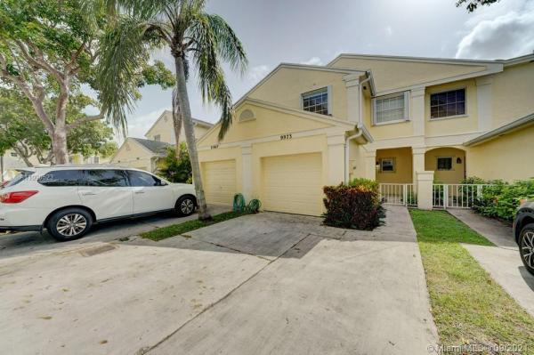 Amaretto, 9973 SW 118th #9973, Kendall, Florida 33186, image 2