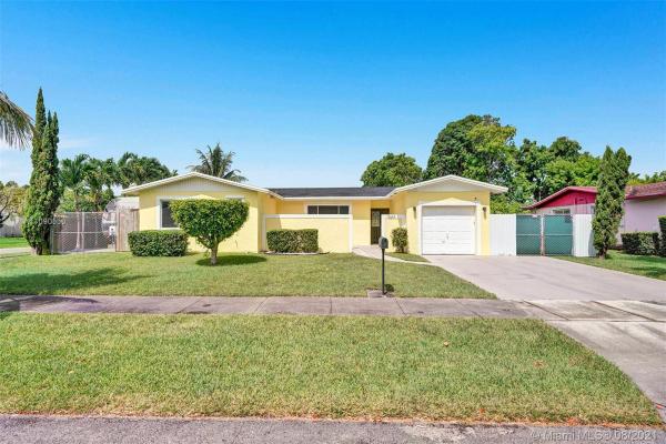South Miami Heights Residential, 19844 SW 118th Ave, South Miami Heights, Florida 33177, image 2