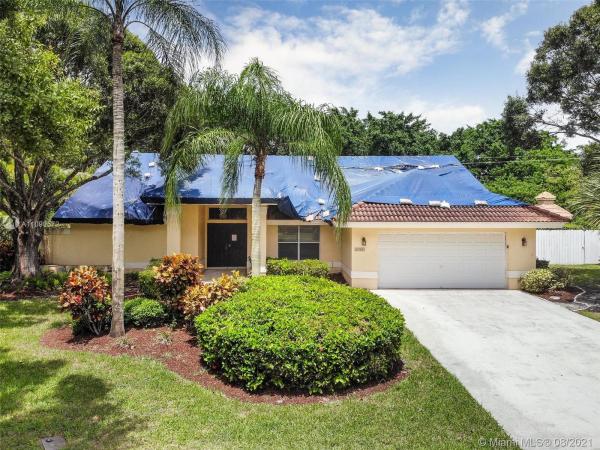 Verona Woods, 2905 Salerno Way, Delray Beach, Florida 33445, image 2