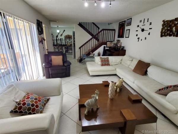 Village Of Sandalwood Lakes, 217 2nd Way, West Palm Beach, Florida 33407, image 2