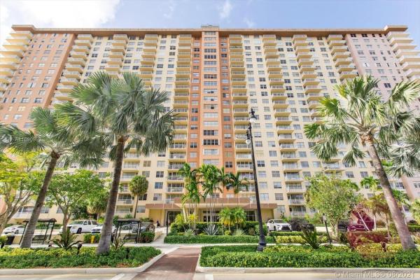 Winston Towers 200, 251 174th St #1118, Sunny Isles Beach, Florida 33160, image 2