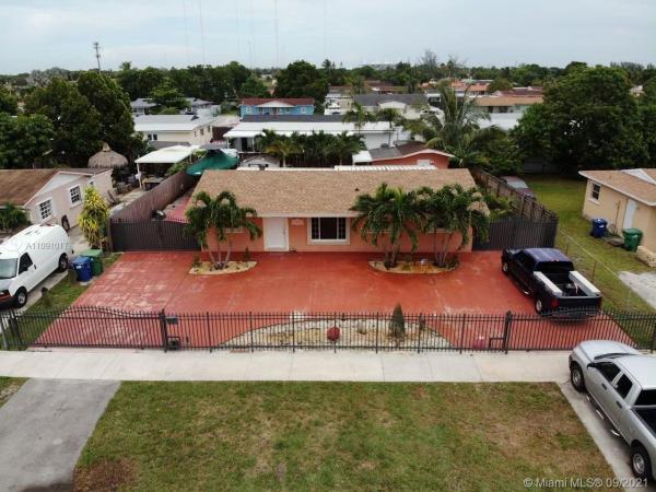 Carol City Gardens, 20435 NW 44th Ave, Miami Gardens, Florida 33055, image 2