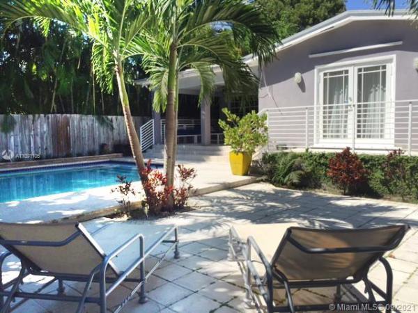 Baywood, 654 NE 71st St, Miami, Florida 33138, image 2