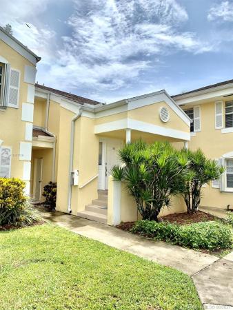 Centergate, 2242 SE 27th Dr #202-D, Homestead, Florida 33035, image 2