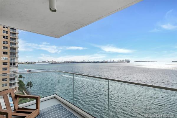 St Louis, 800 Claughton Island Dr #901, Miami, Florida 33131, image 2