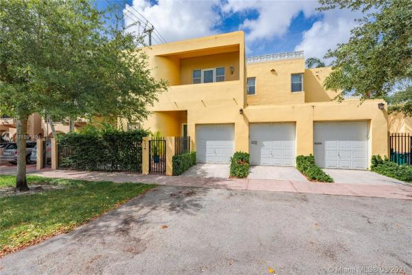 Segovia Street Village, 605 Santander Ave #D, Coral Gables, Florida 33134, image 2