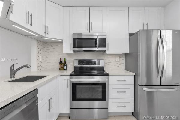 Sunrise Lakes 4, 10331 Sunrise Lakes Blvd #107, Sunrise, Florida 33322, image 1