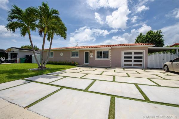 8380 SW 41st Ter, Westwood Lakes, Florida 33155, image 2