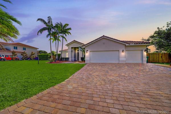 Bonita Grand Estates South, 21081 SW 132nd Ct, Three Lakes, Florida 33177, image 2