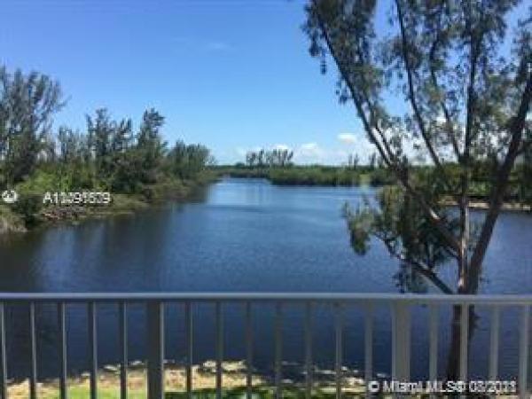 Saga Bay Gardens, 8240 SW 210th St #220, Cutler Bay, Florida 33189, image 2