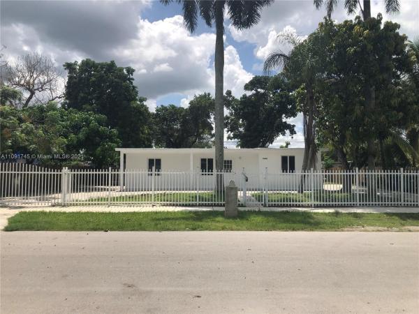 Leisure City Residential, 15490 Hayes Ln, Leisure City, Florida 33033, image 2