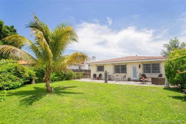 Shenandoah, 1655 SW 14th St, Miami, Florida 33145, image 2