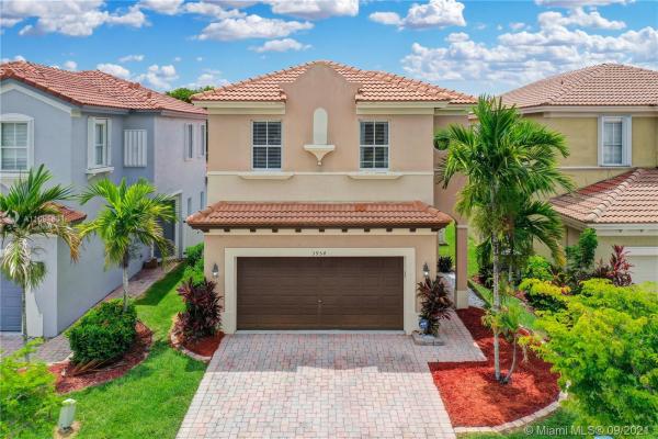 Portofino Palms, 3954 NE 12th Dr, Homestead, Florida 33033, image 2