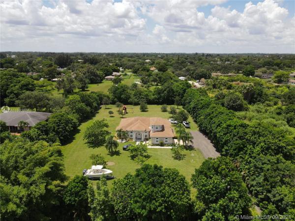 Green Meadows, 5033 SW 160th Ave, Southwest Ranches, Florida 33331, image 2