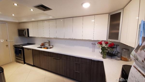 Del Prado, 18051 Biscayne Blvd #1502-1, Aventura, Florida 33160, image 1